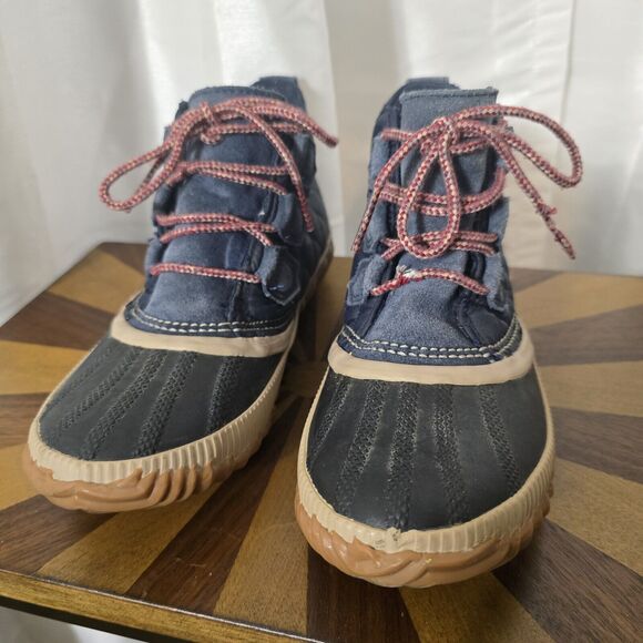Sorel Out N About Boots US 6 Womens Quilted Blue Waterproof Snow Duck Booties - Picture 2 of 14